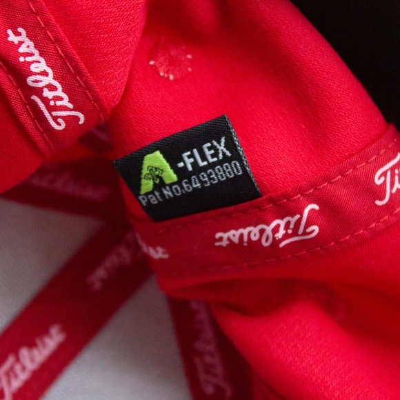 Titleist FJ Pro V1 Red Flex Fitted Hat Men's Size M/L - Picture 6 of 7